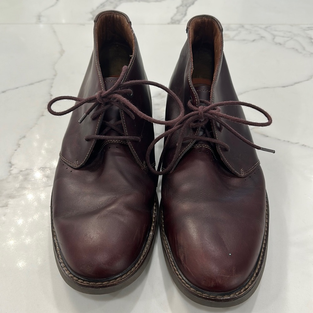 Clarks Unstructured Burgundy Leather Chukka Boots Size 12
